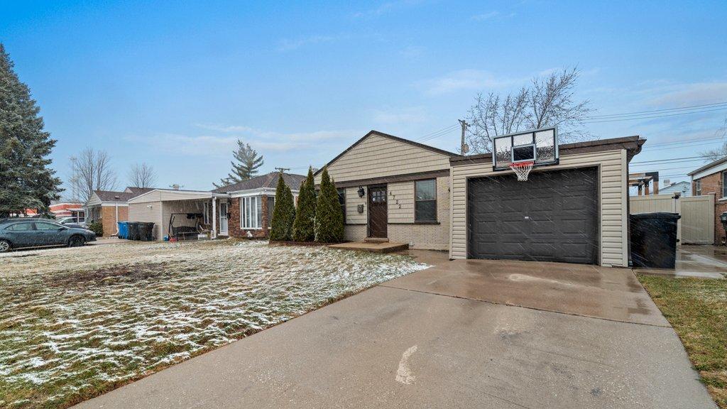 W 82nd Pl, Chicago, IL 60652