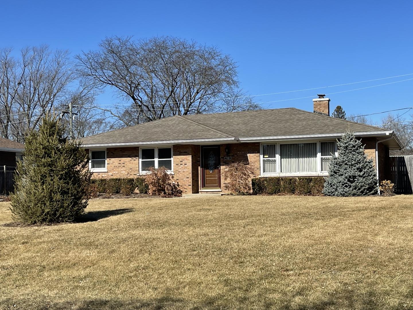 Montesano Ave, Waukegan, IL 60087