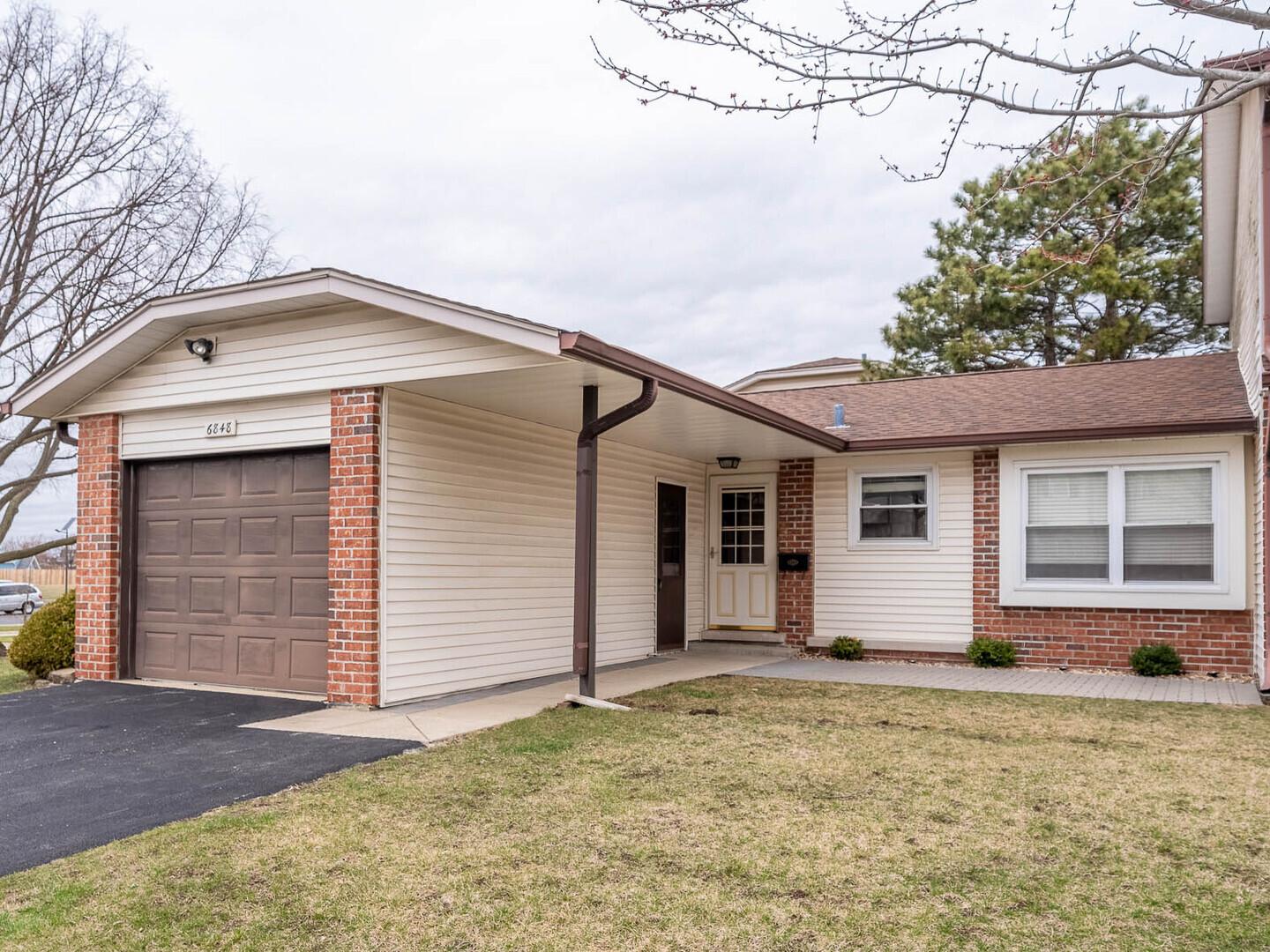 Sussex Rd, Tinley Park, IL 60477