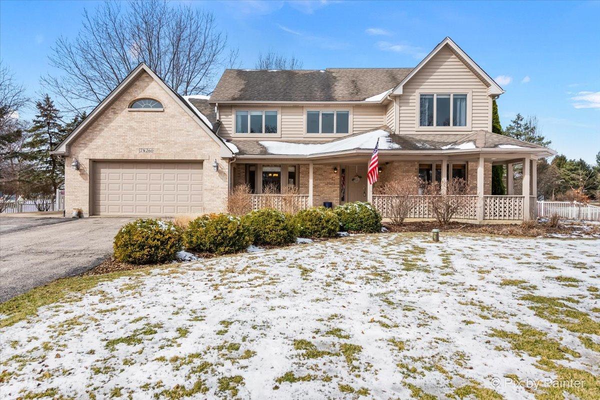 Fox Bend Dr, Saint Charles, IL 60175