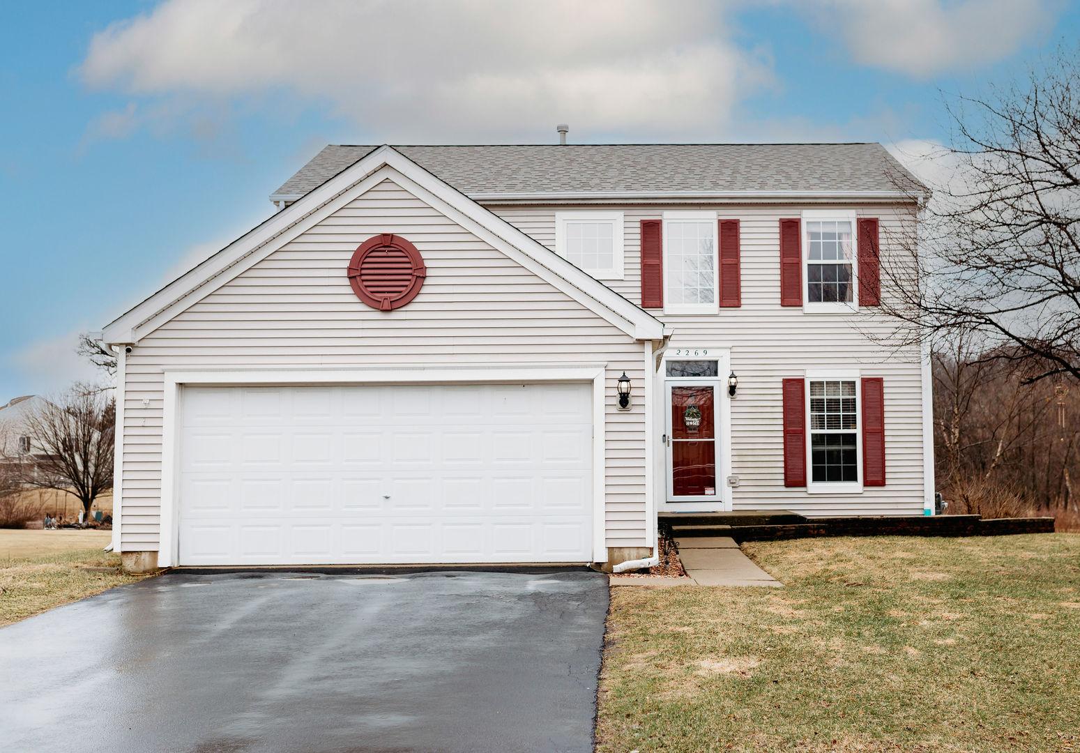 W Forest Cove Dr, Round Lake Beach, IL 60073