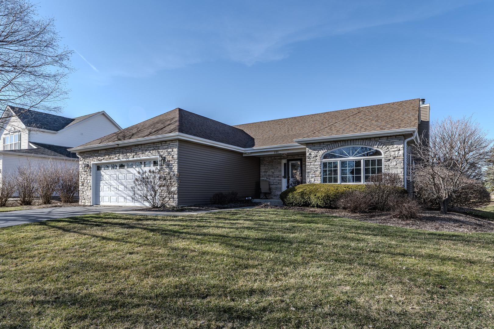 Westlake Dr, Elburn, IL 60119