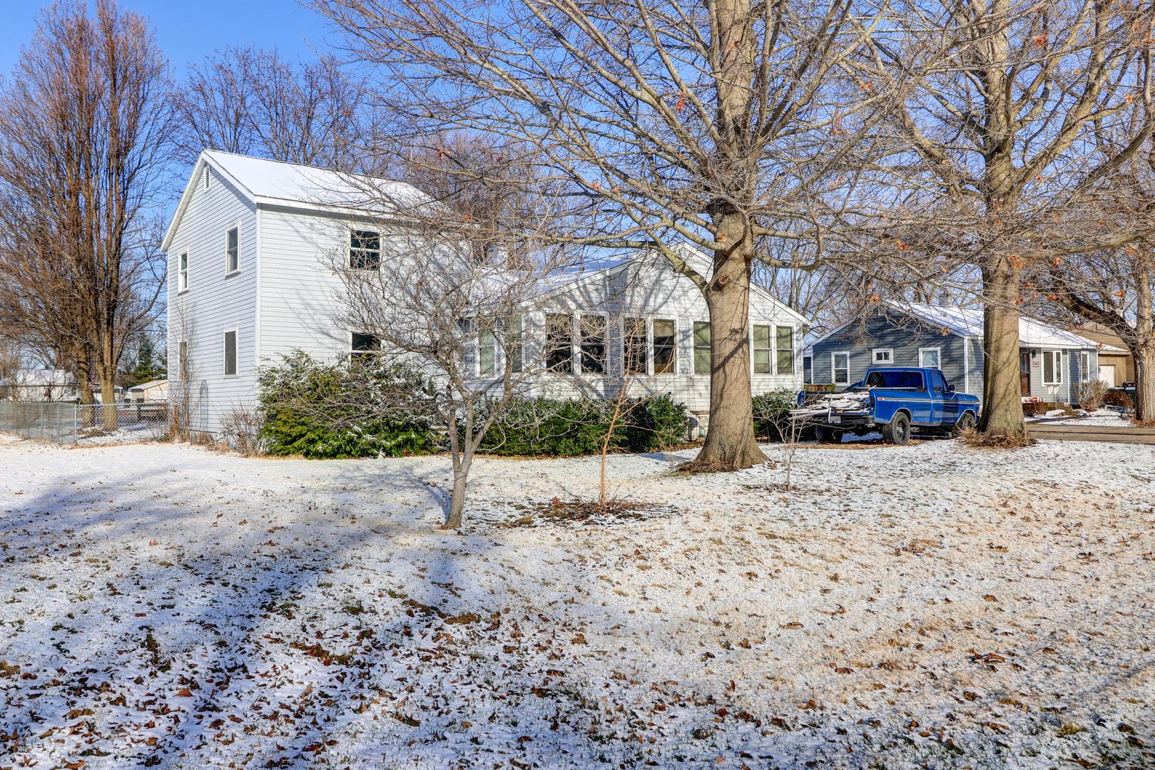 Elm Ave, Sterling, IL 61081