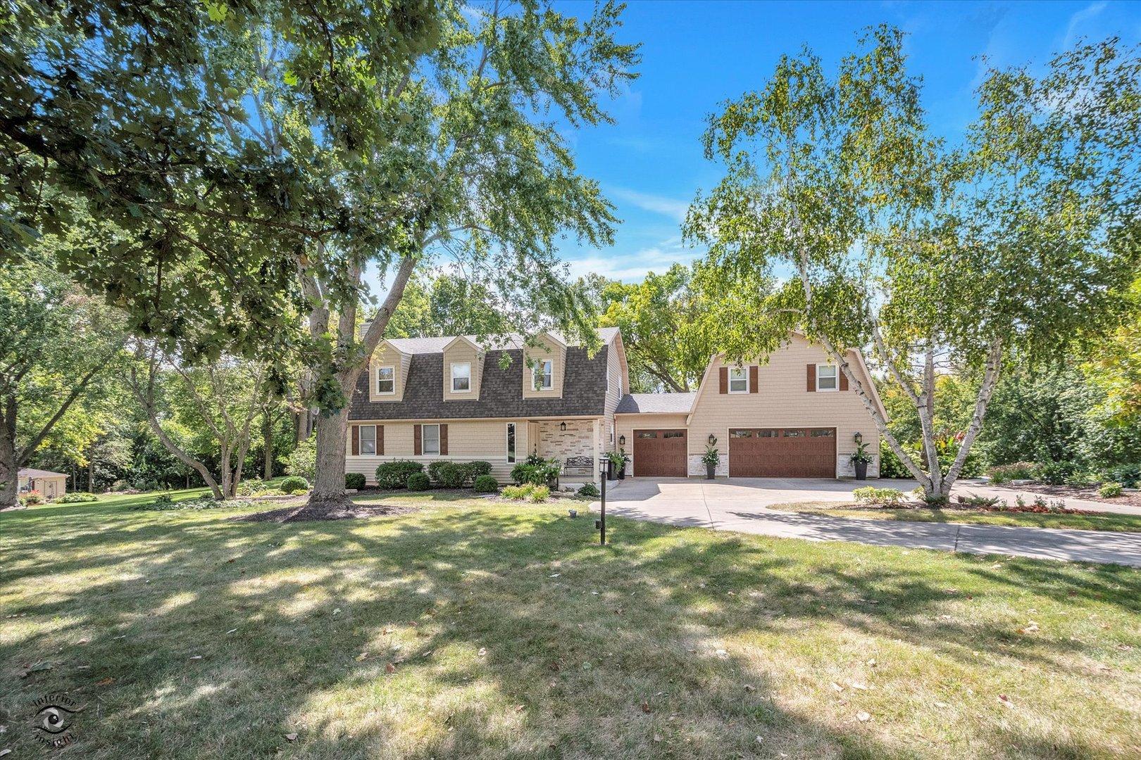 Riverwood Dr, Oswego, IL 60543