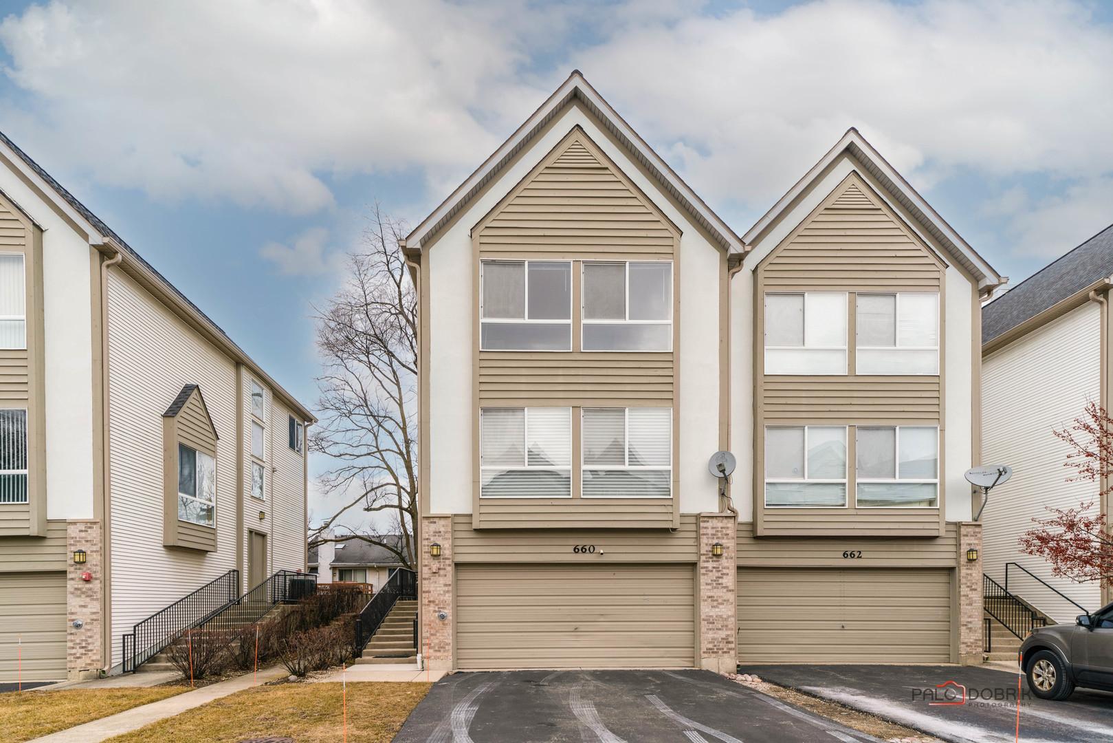 Diamond Pointe Dr, Mundelein, IL 60060