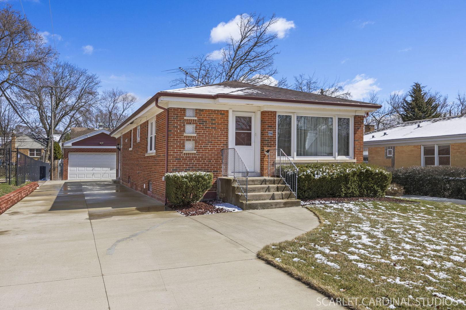 S Chatham Ave, Elmhurst, IL 60126