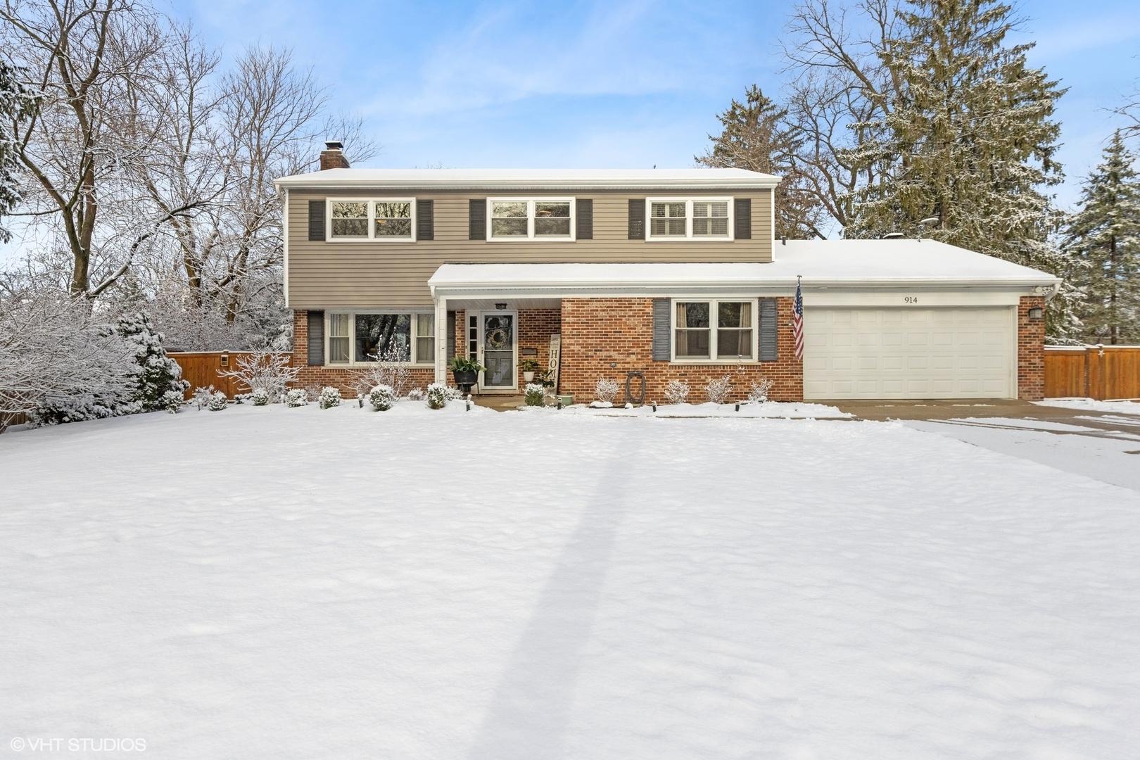 Warrenville Rd, Wheaton, IL 60189