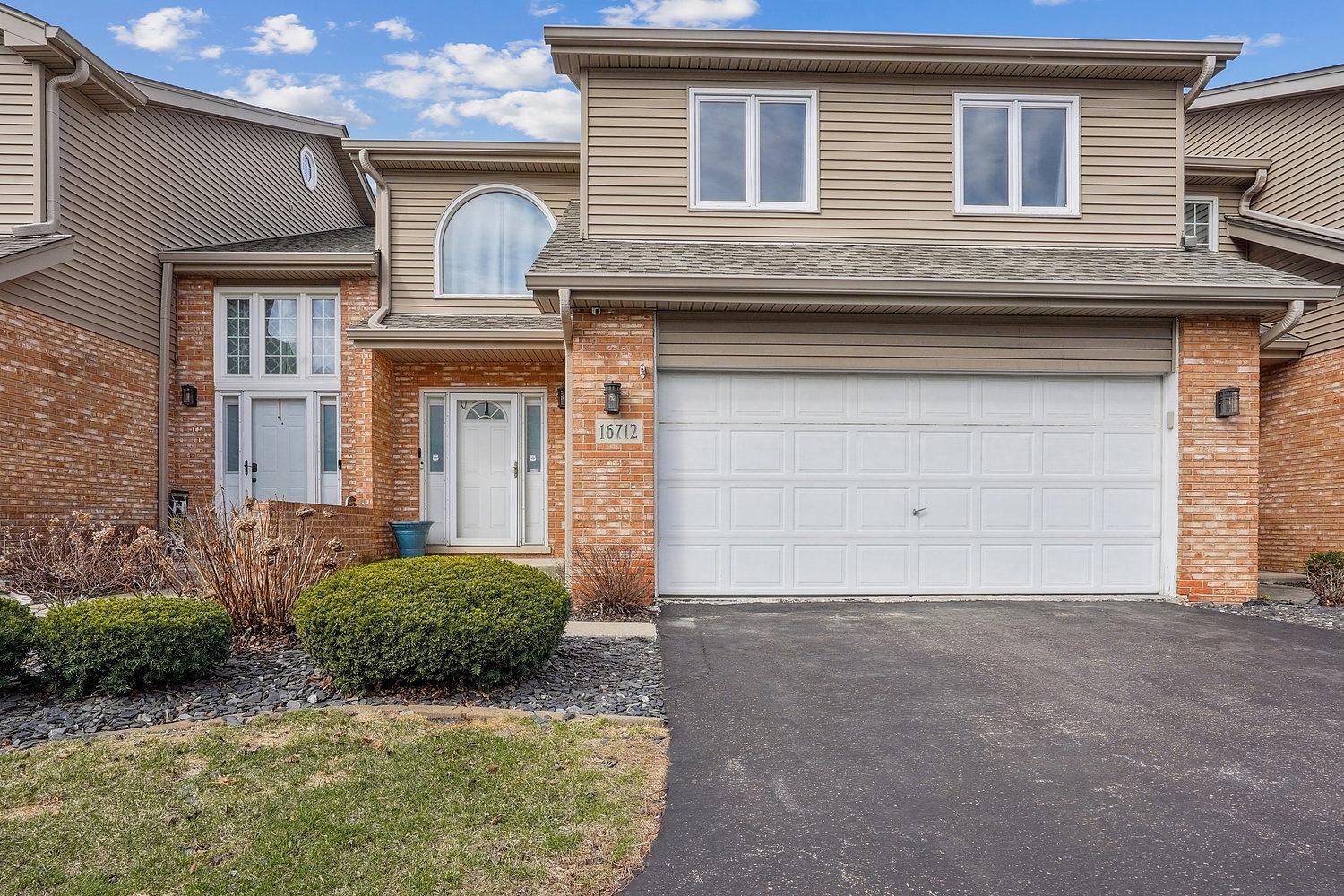 Westwind Ct, Tinley Park, IL 60477