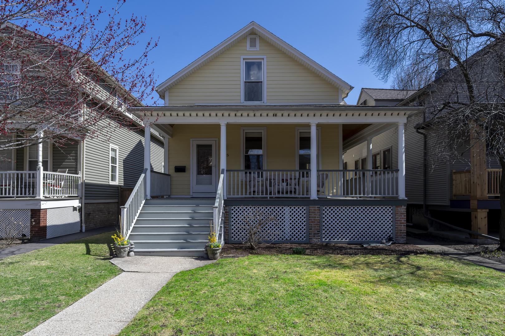 N Winchester Ave, Chicago, IL 60640