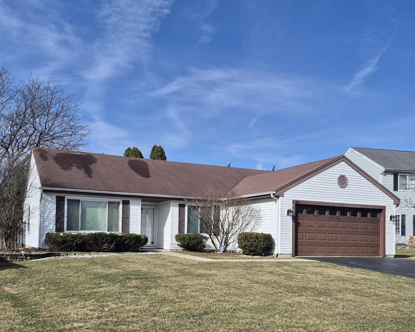 Danbury Dr, Carol Stream, IL 60188