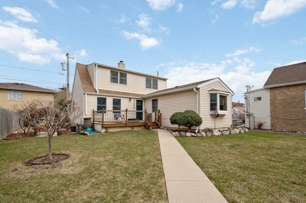 W Cuyler Ave, Chicago, IL 60634
