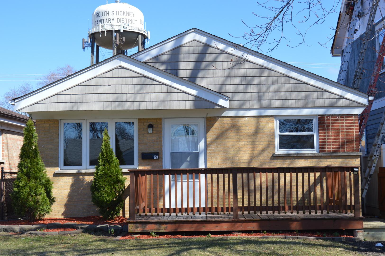 Lawler Ave, Burbank, IL 60459
