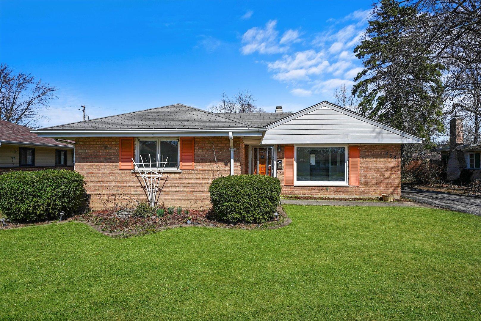 Blackhawk Dr, Park Forest, IL 60466