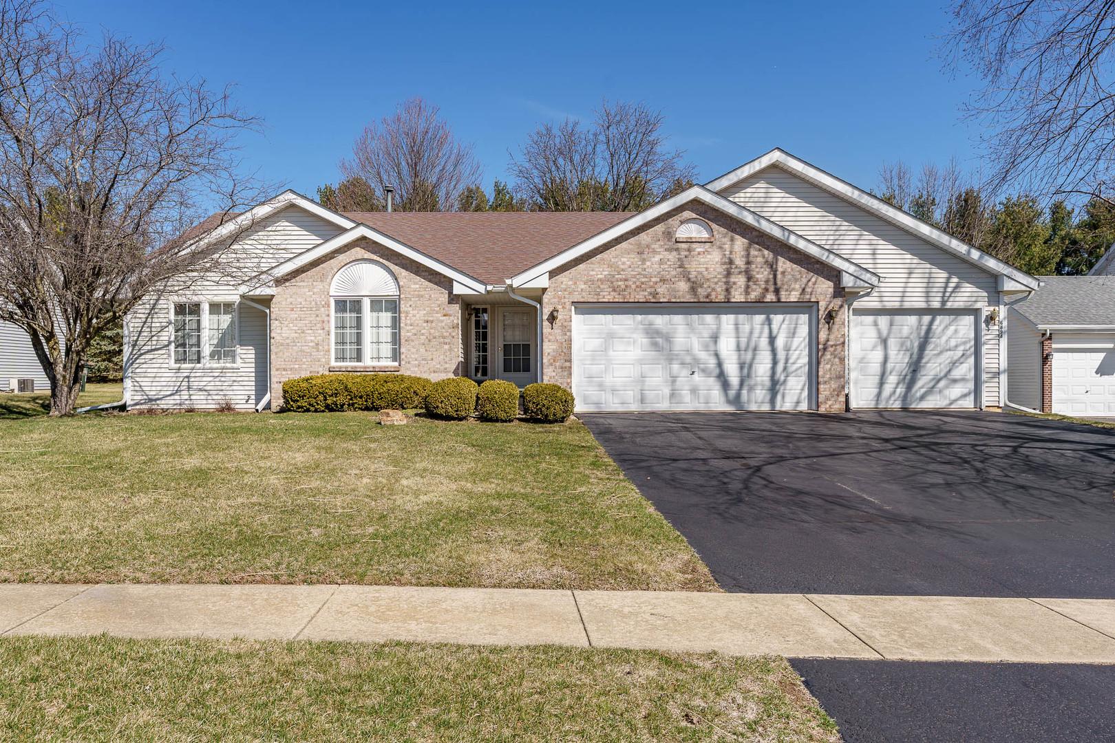 Errol Ct, Cherry Valley, IL 61016