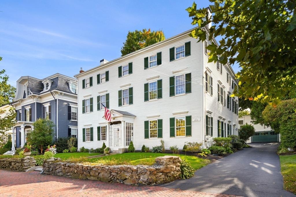 High St, Newburyport, MA 01950
