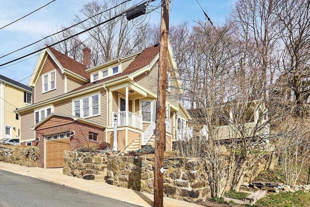 Clayton St, Lynn, MA 01904