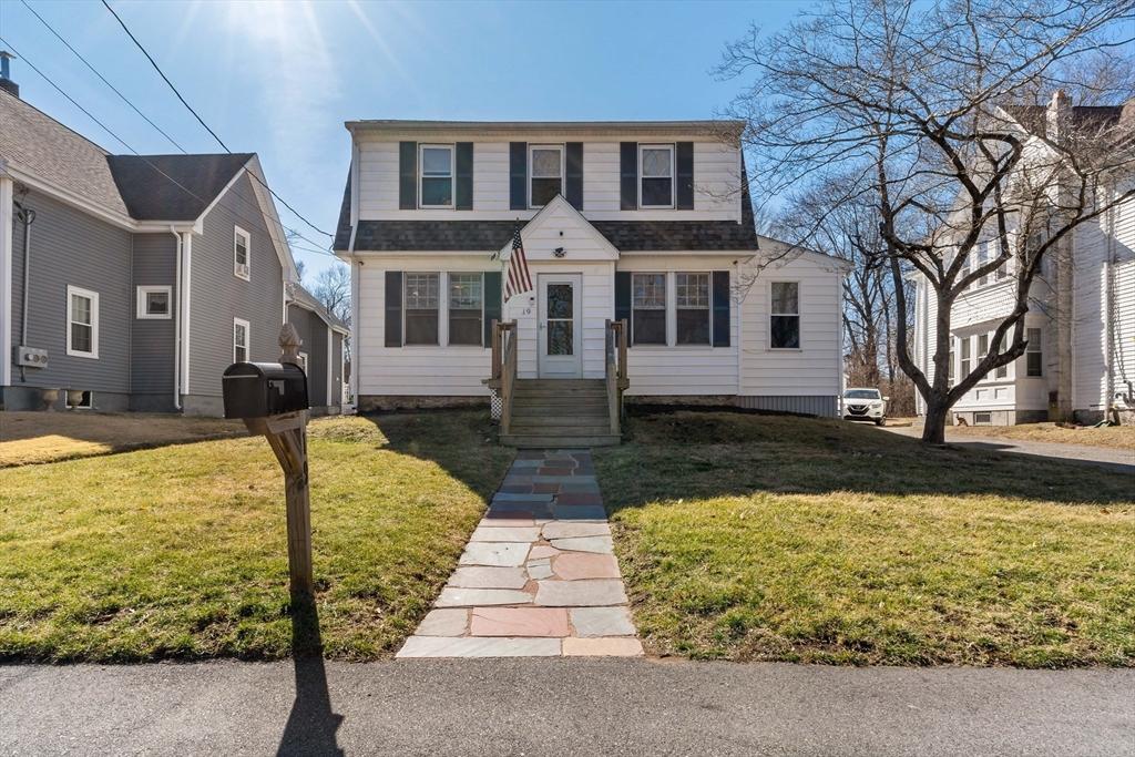 General Cobb St, Taunton, MA 02780