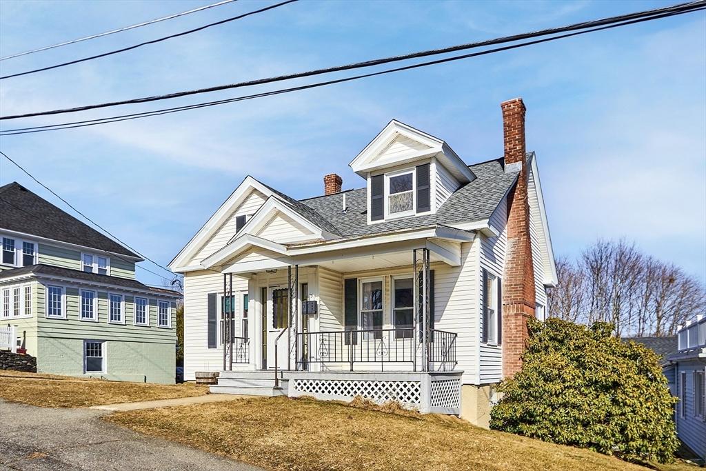 Abbott St, Gardner, MA 01440