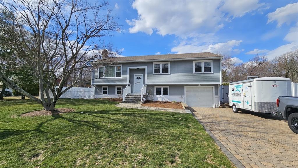 Hillcrest Dr, Milford, MA 01757