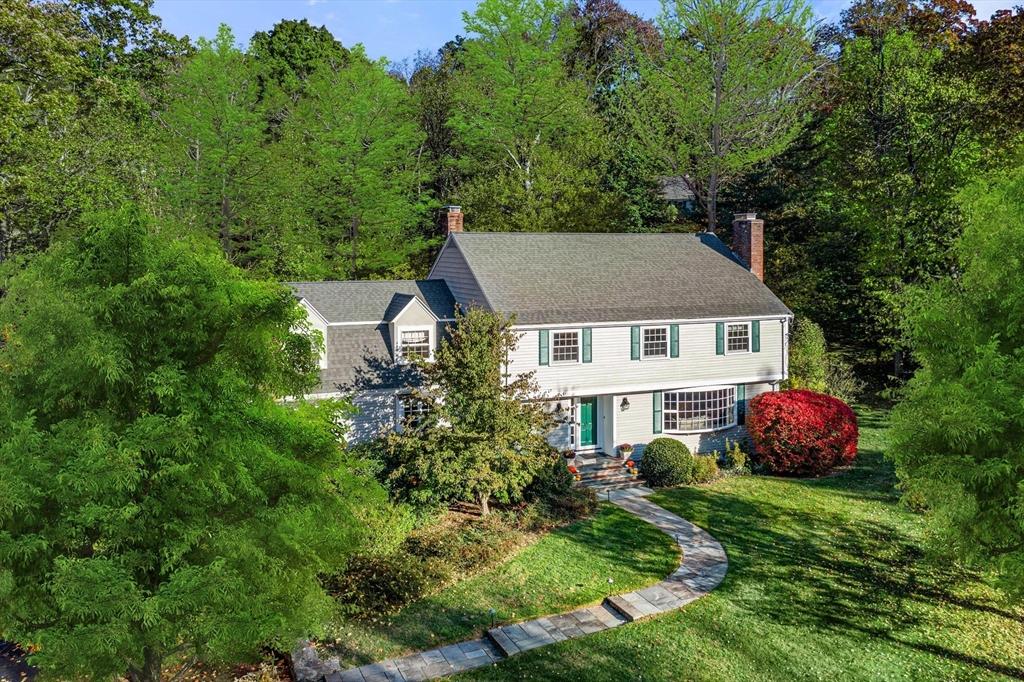 Sherbrooke Dr, Dover, MA 02030