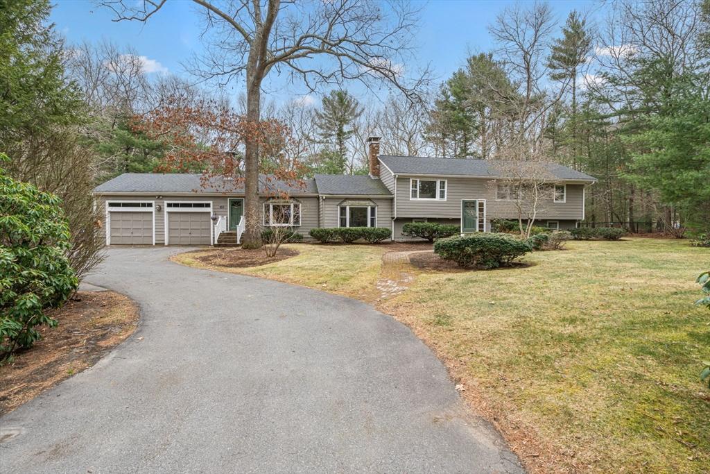 Chandler St, Duxbury, MA 02332