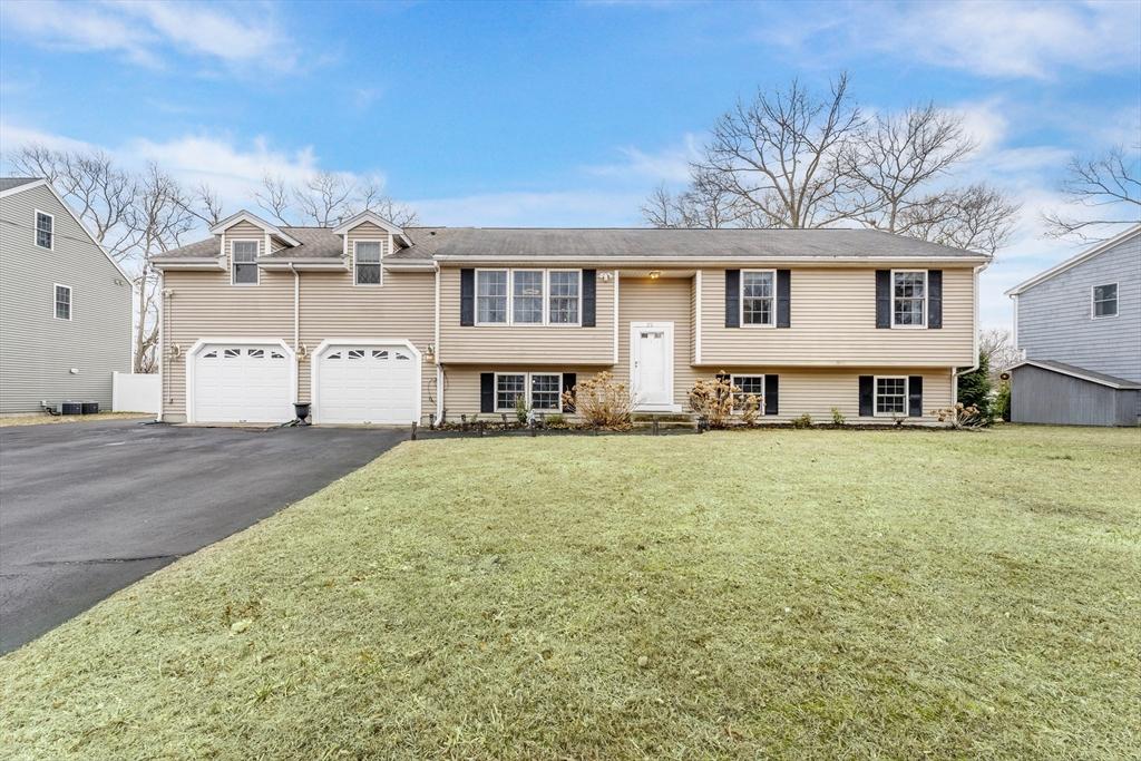 Beaver St, Brockton, MA 02302