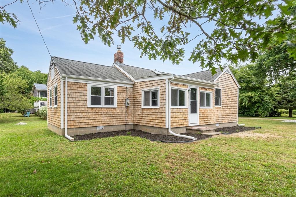 Angelica Ave, Mattapoisett, MA 02739