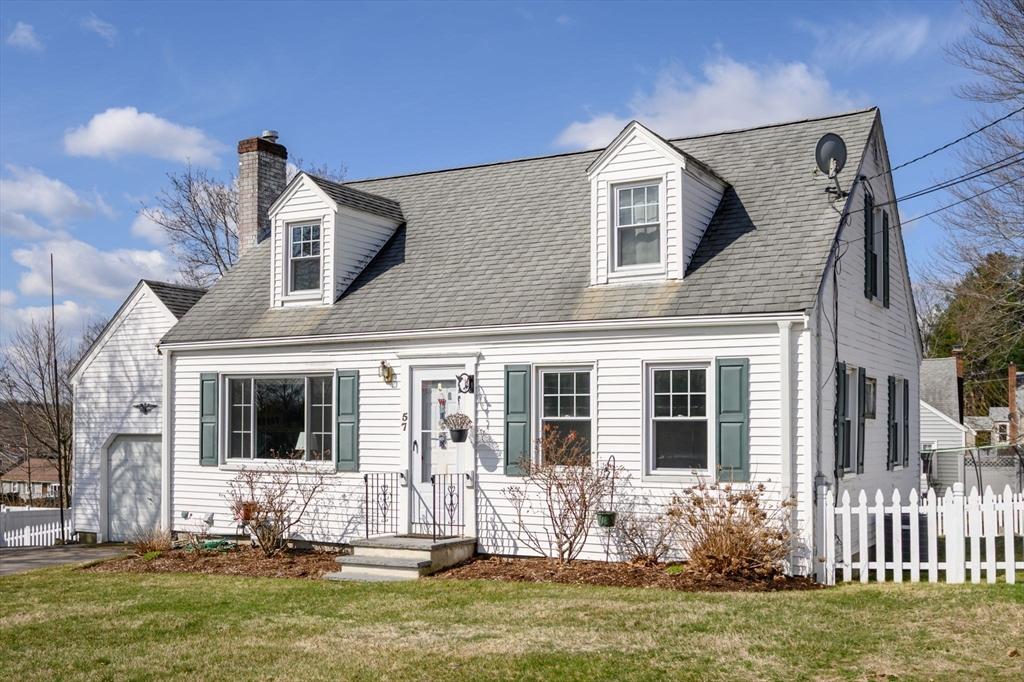 Hillshire Ln, Norwood, MA 02062