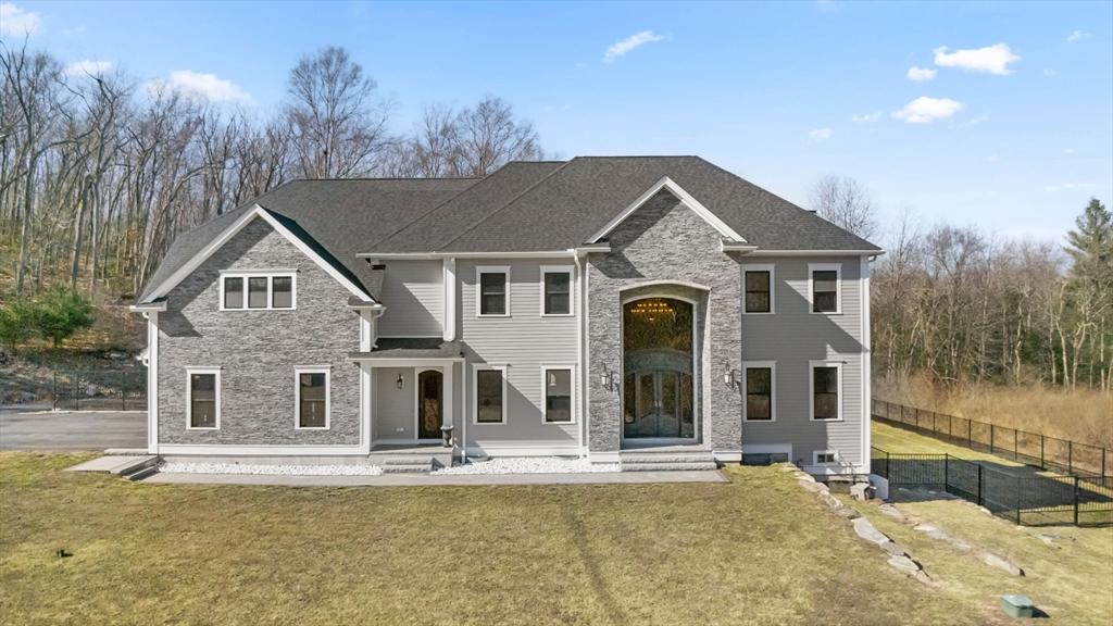 Mccracken Rd, Millbury, MA 01527