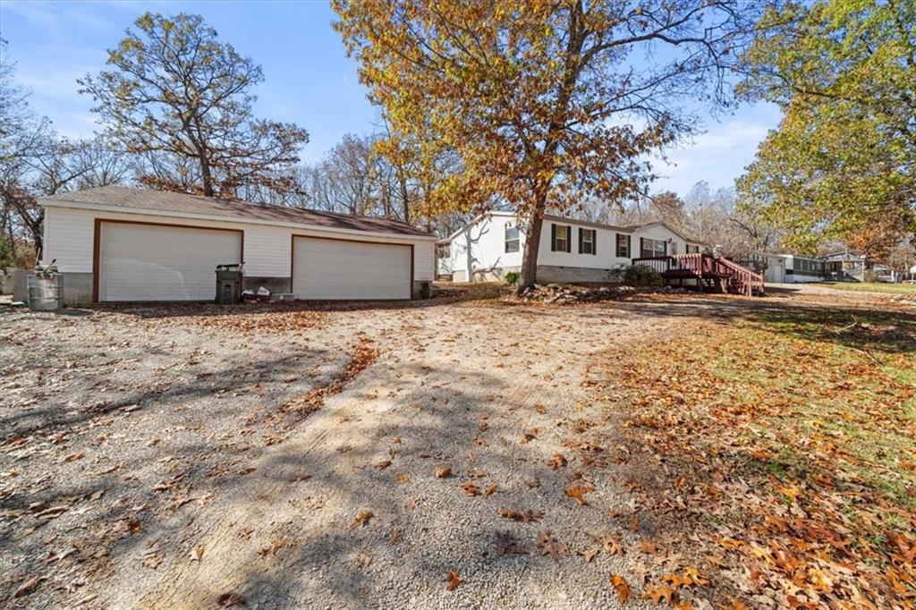 Lake Edge Dr, Brighton, MI 48114