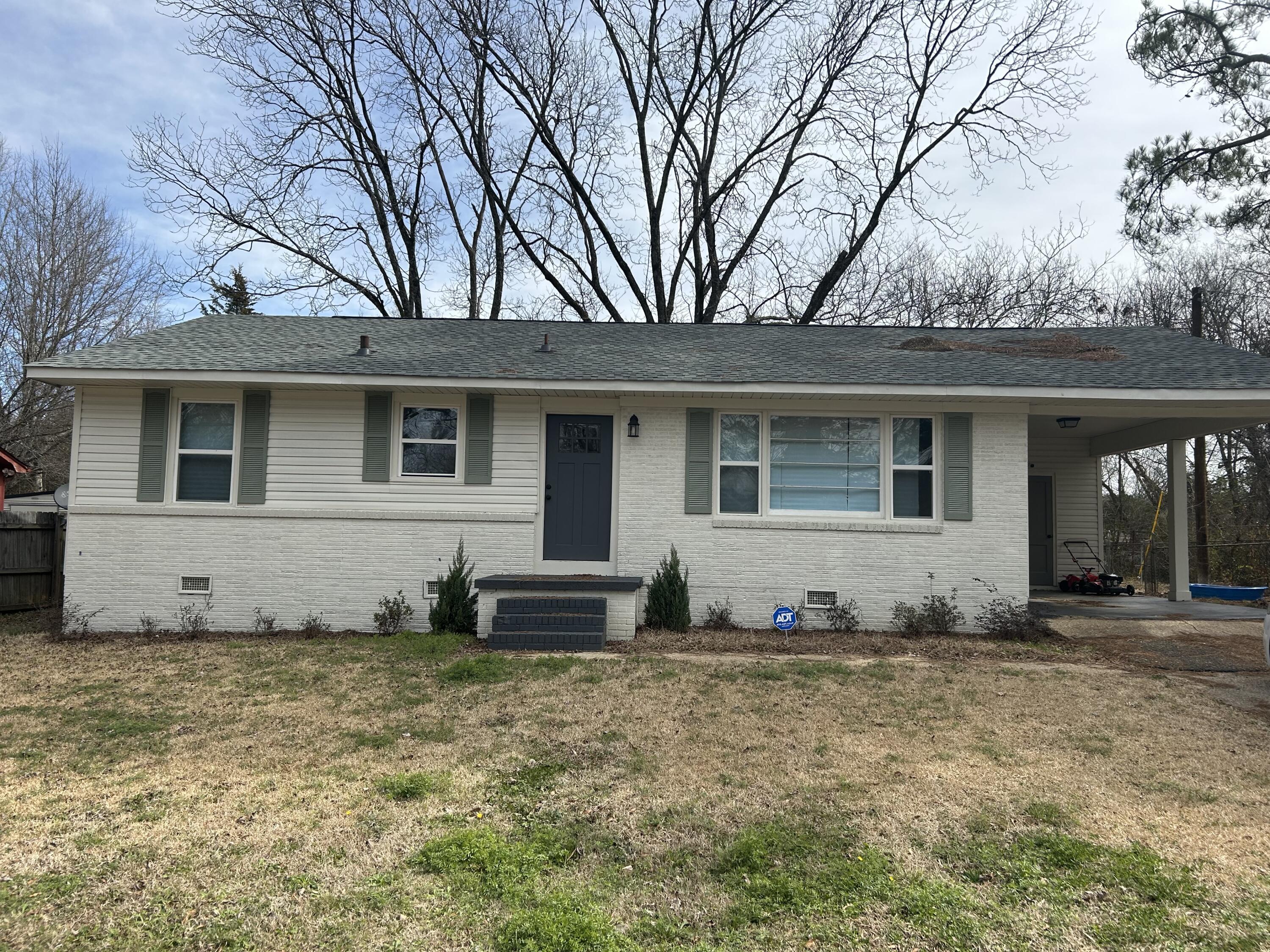 Nanney Dr, Tupelo, MS 38801
