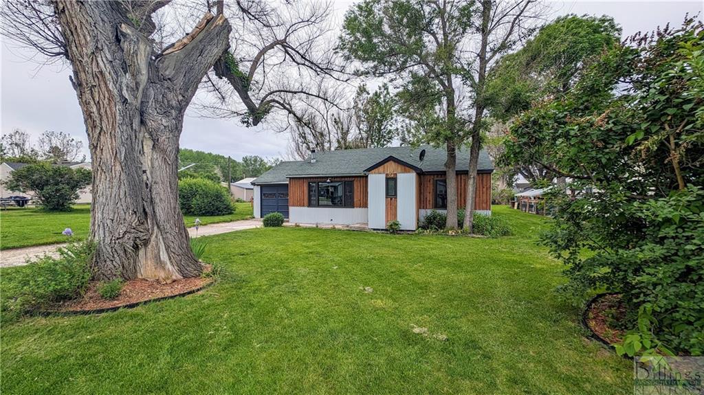2nd St, Custer, MT 59024