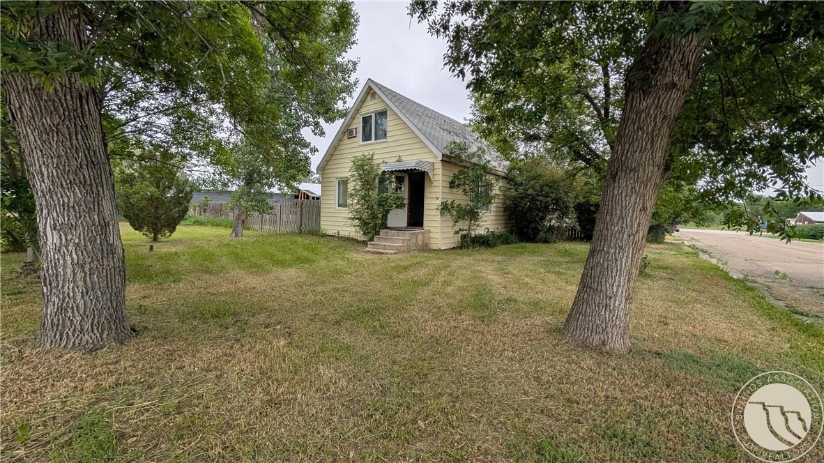 N Central Ave, Fairview, MT 59221
