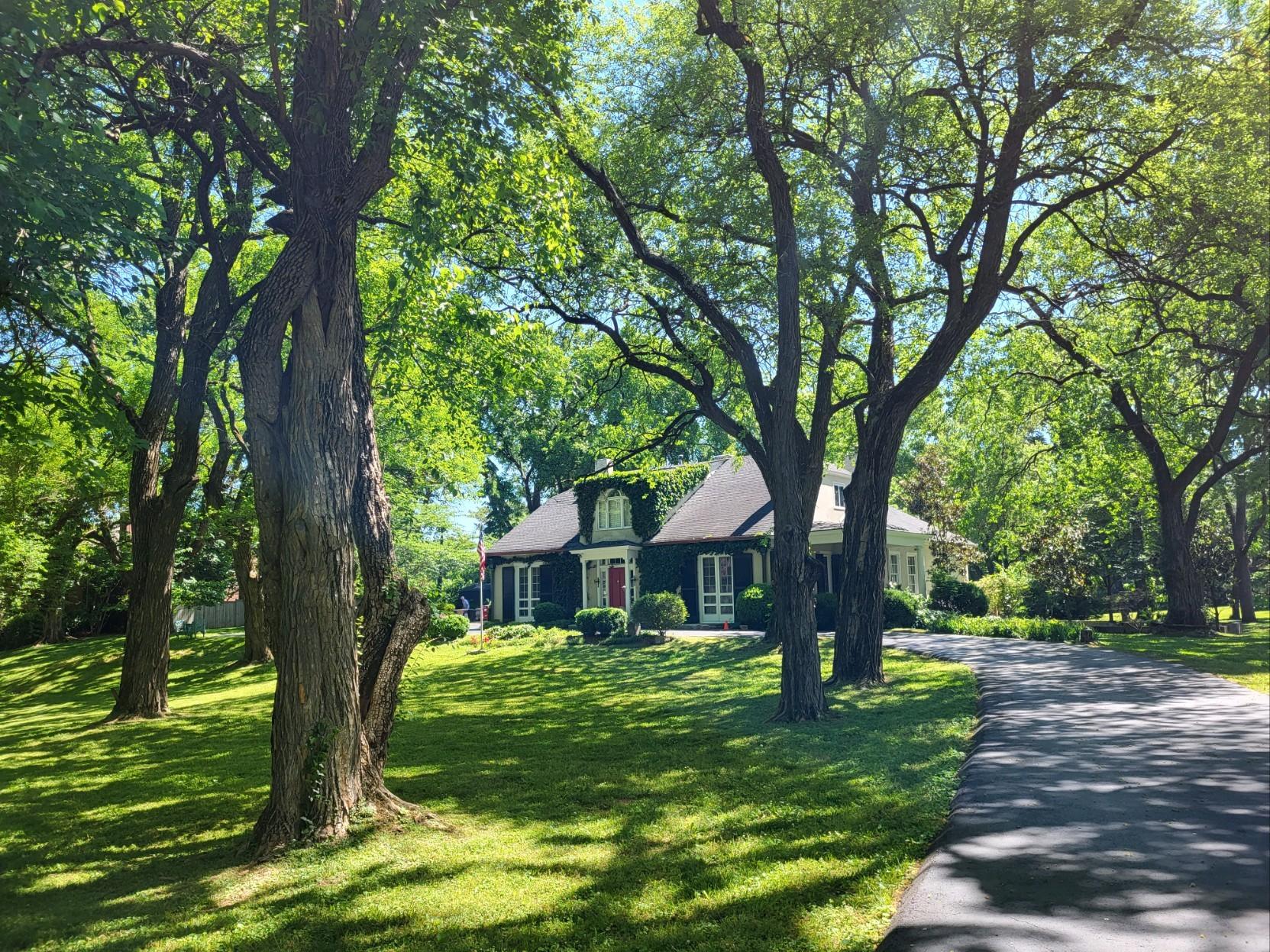 Franklin Pike, Nashville, TN 37220