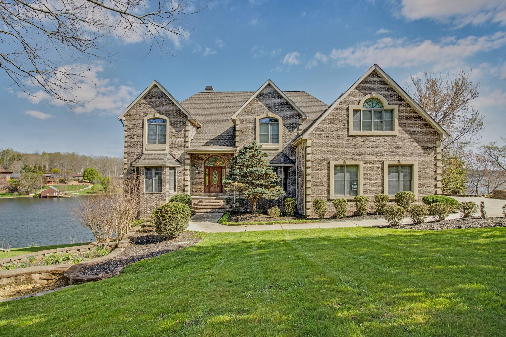 Regency Pkwy, Crossville, TN 38555