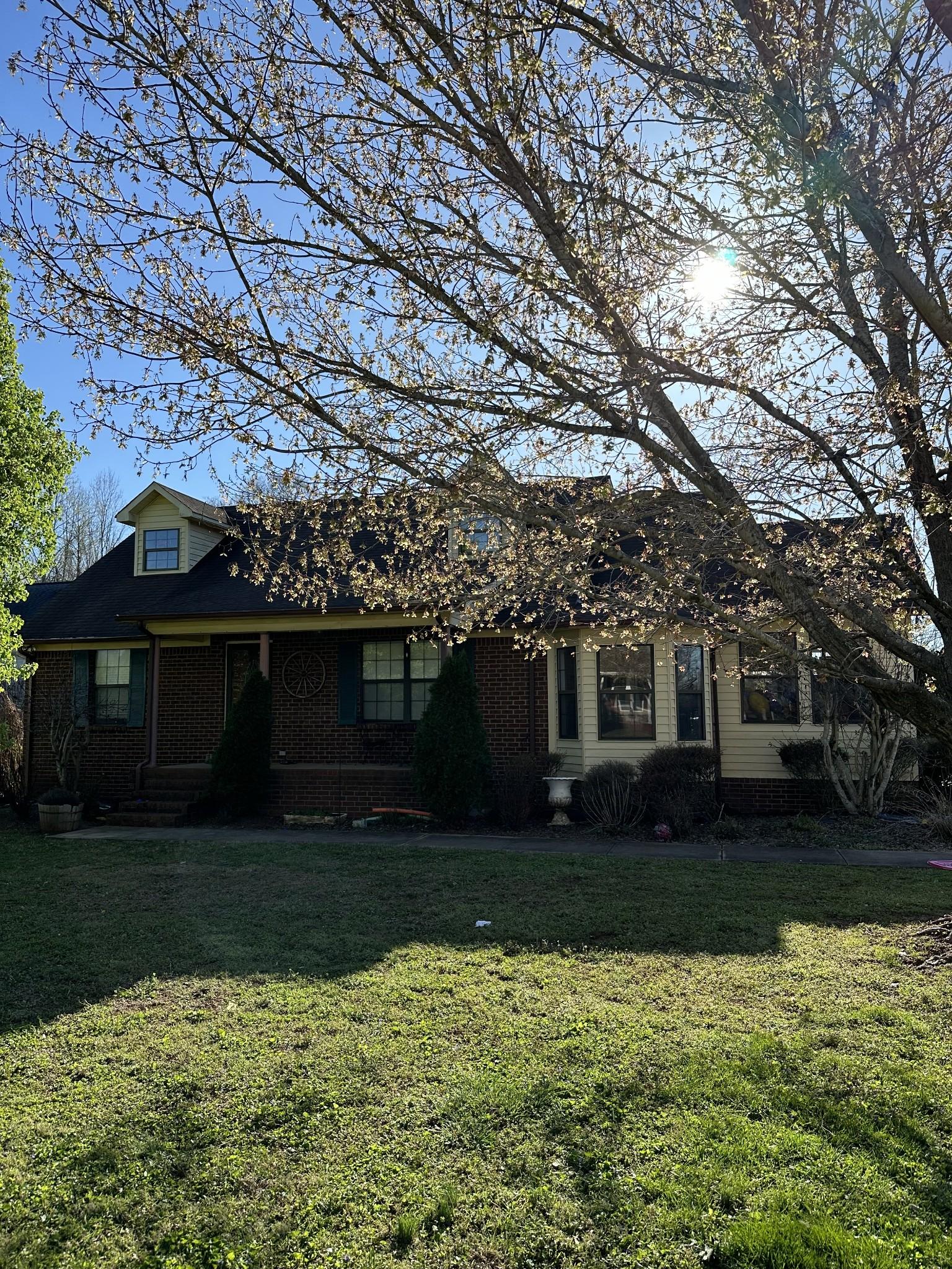 Creek Ln, Mcminnville, TN 37110