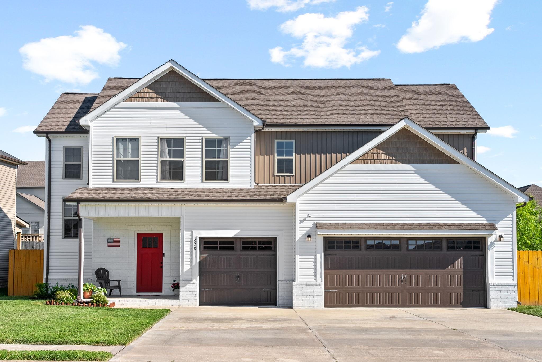 Cherry Blossom Ln, Clarksville, TN 37040