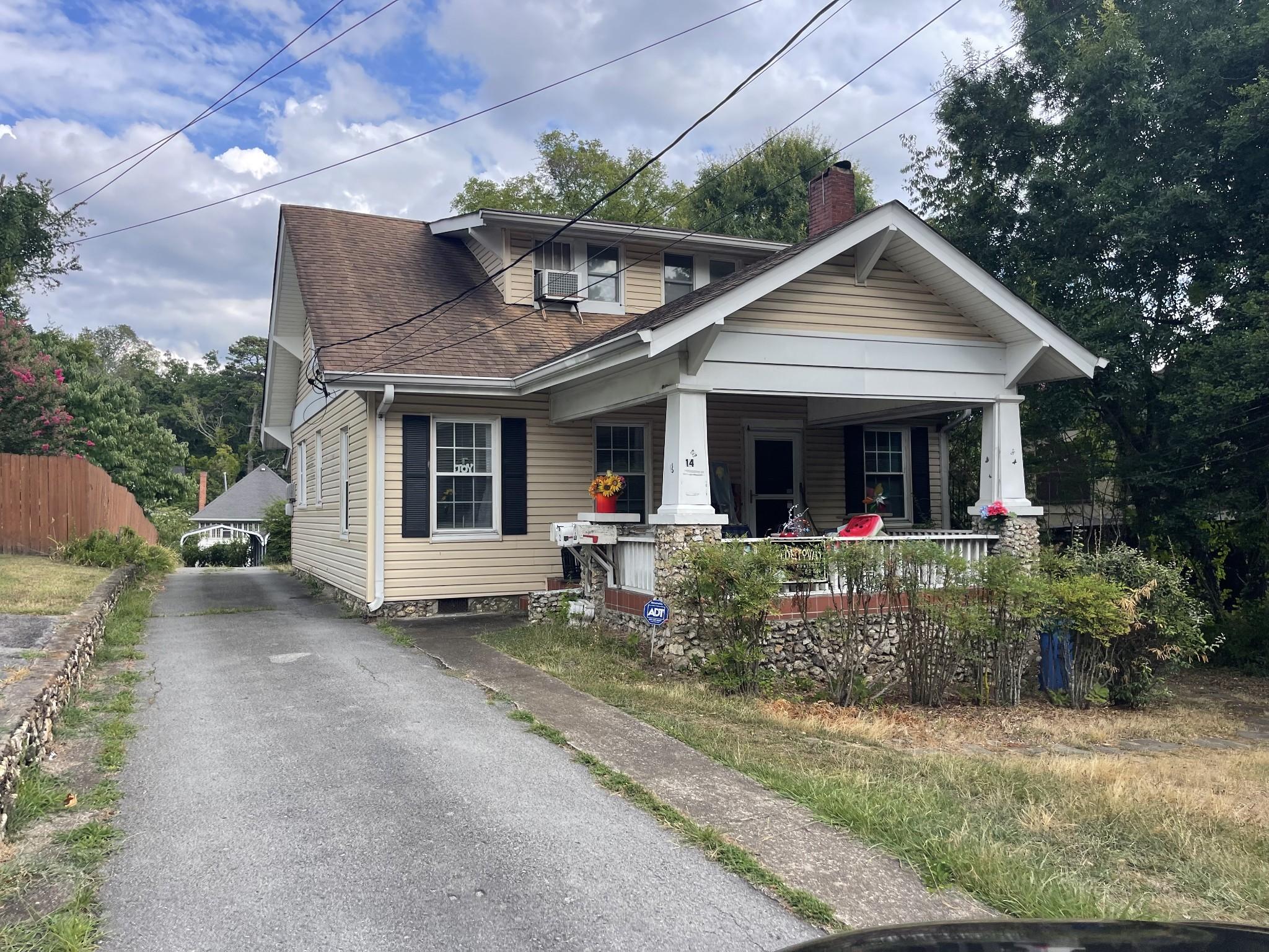N Seminole Dr, Chattanooga, TN 37411