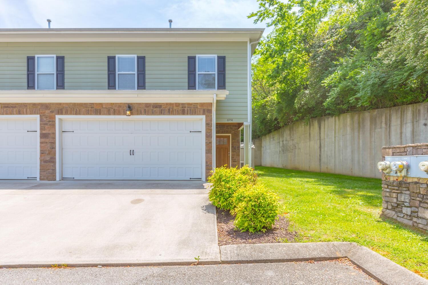Palms Ct, Chattanooga, TN 37421