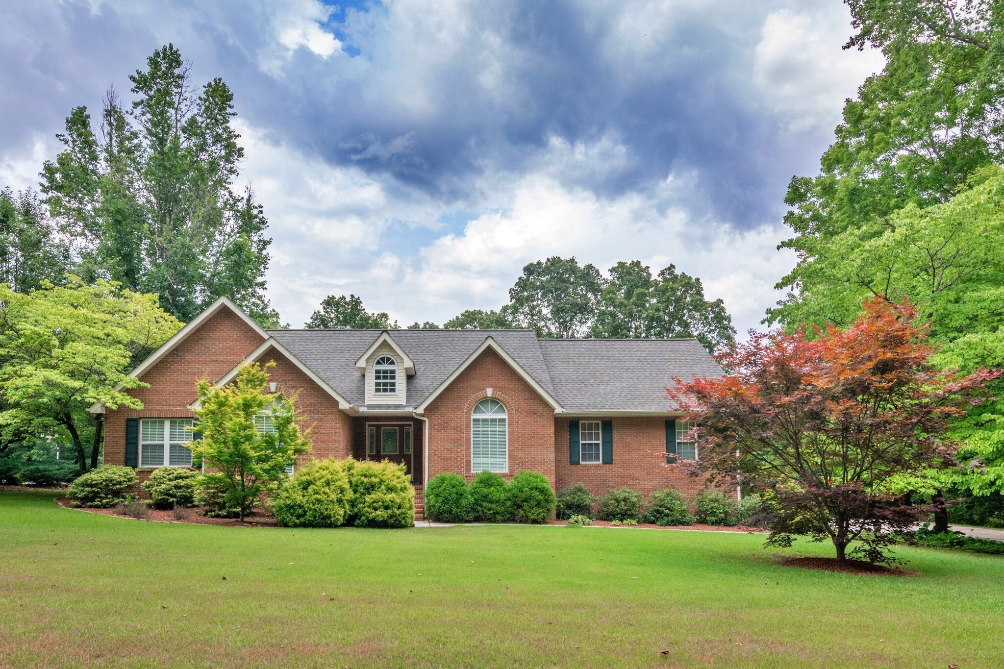 Big Cedar Dr, Dunlap, TN 37327