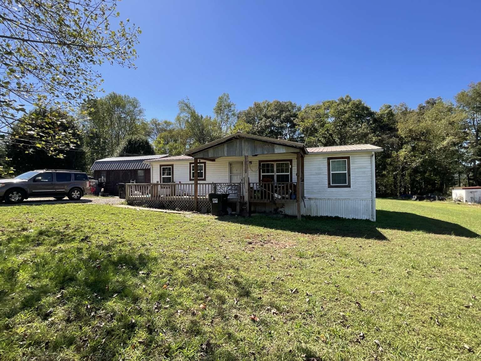 Southgate Ln, Pikeville, TN 37367