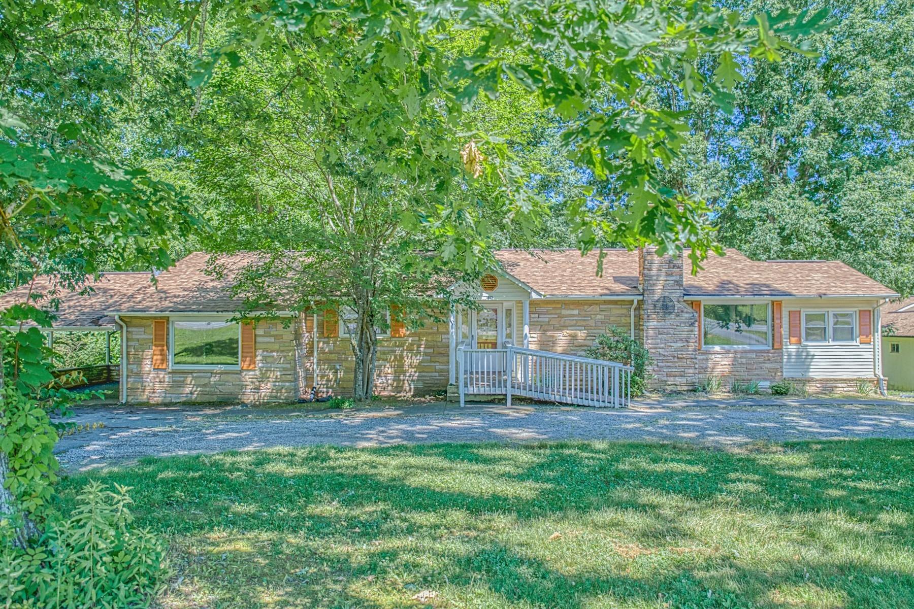 Lantana Rd, Crossville, TN 38572