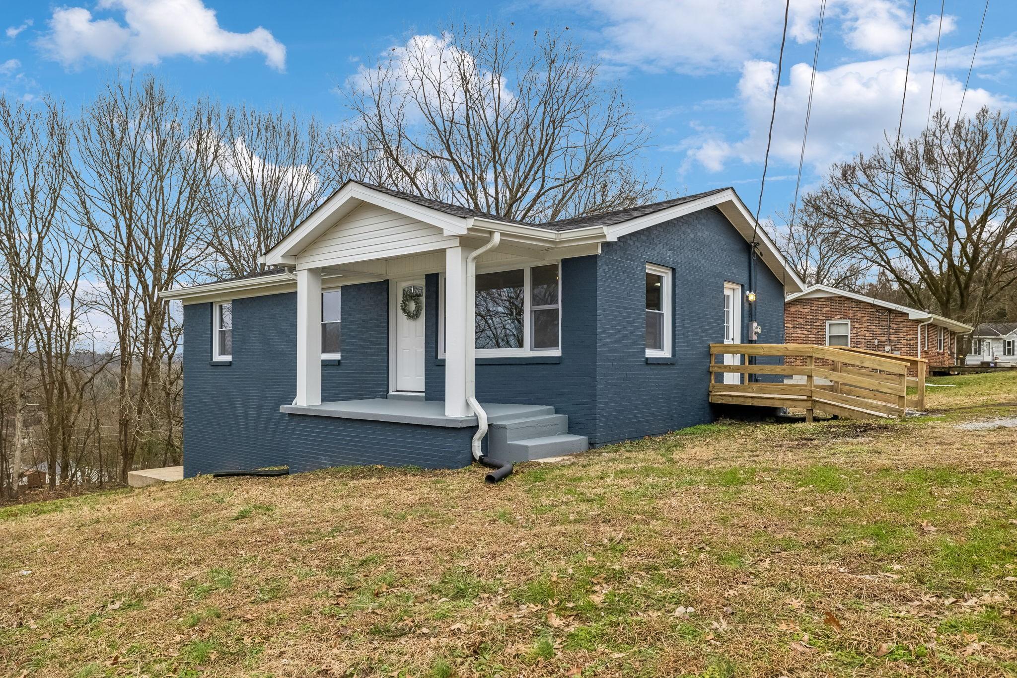 Lester Ave, Carthage, TN 37030