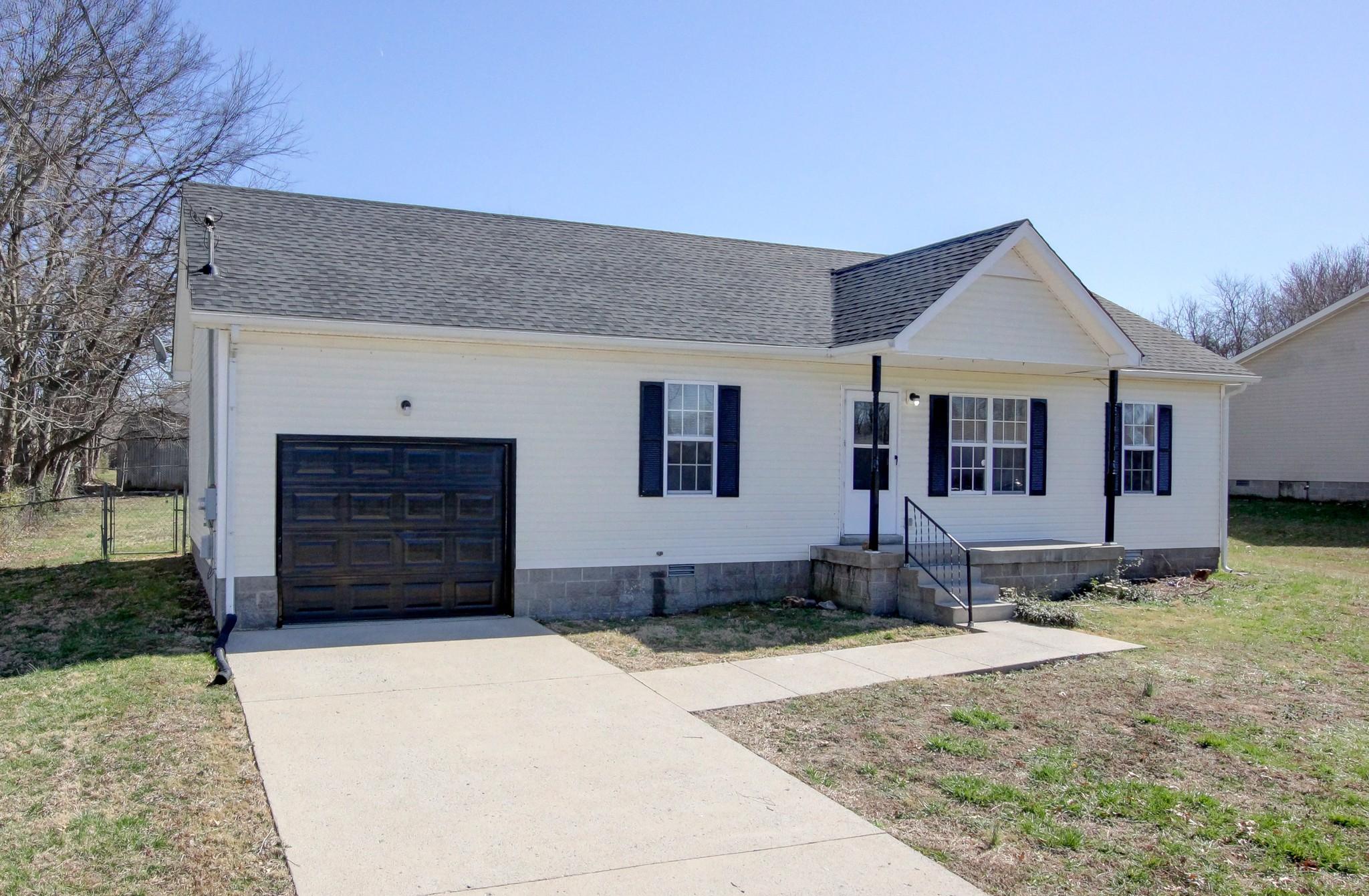 Indian Ave, Oak Grove, KY 42262