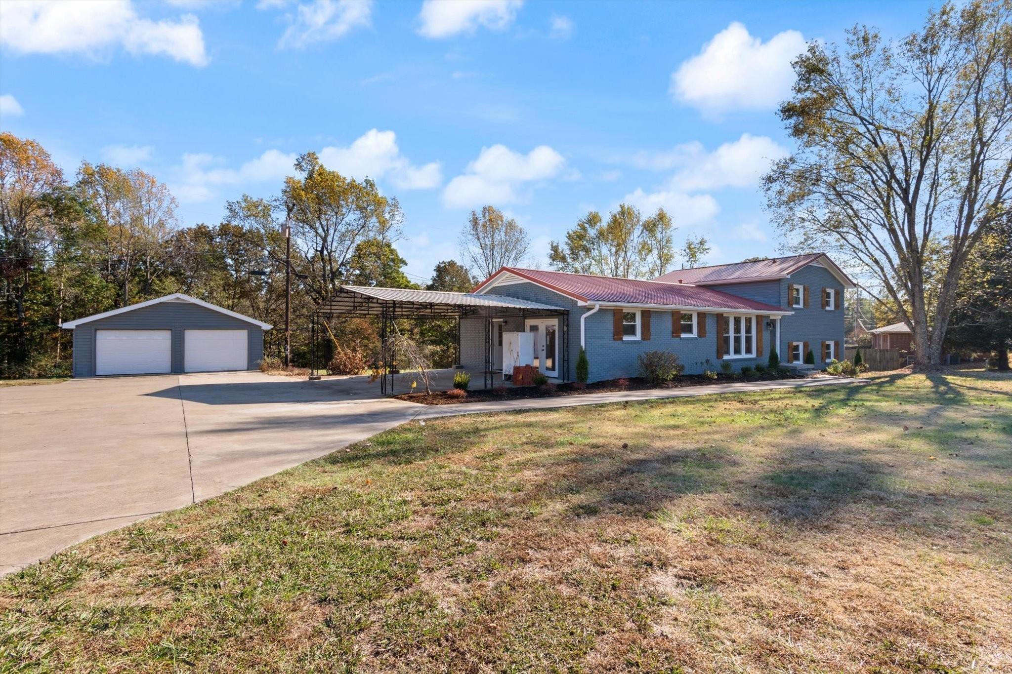 Taylor Town Rd, White Bluff, TN 37187