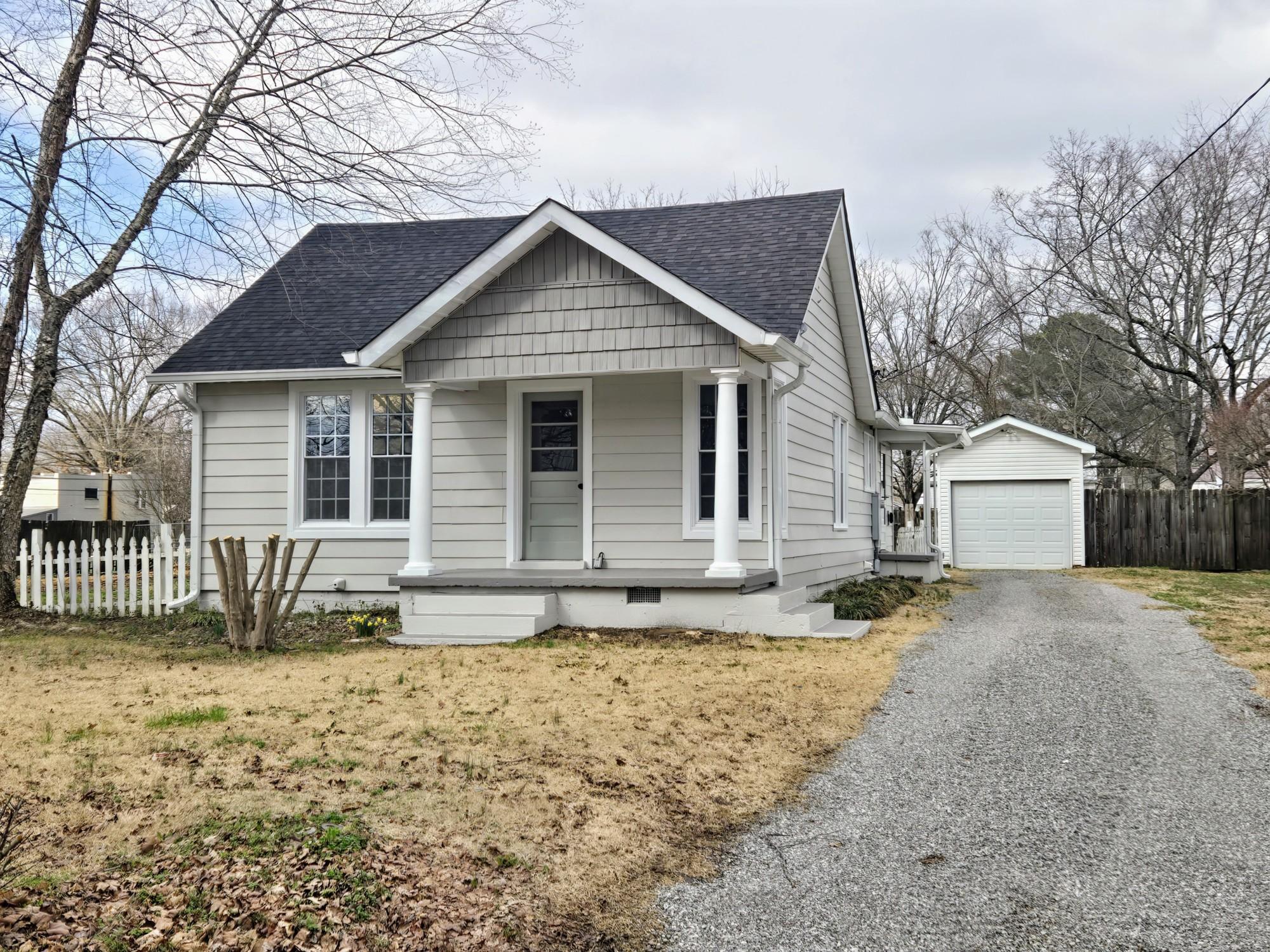 1st St, Lawrenceburg, TN 38464