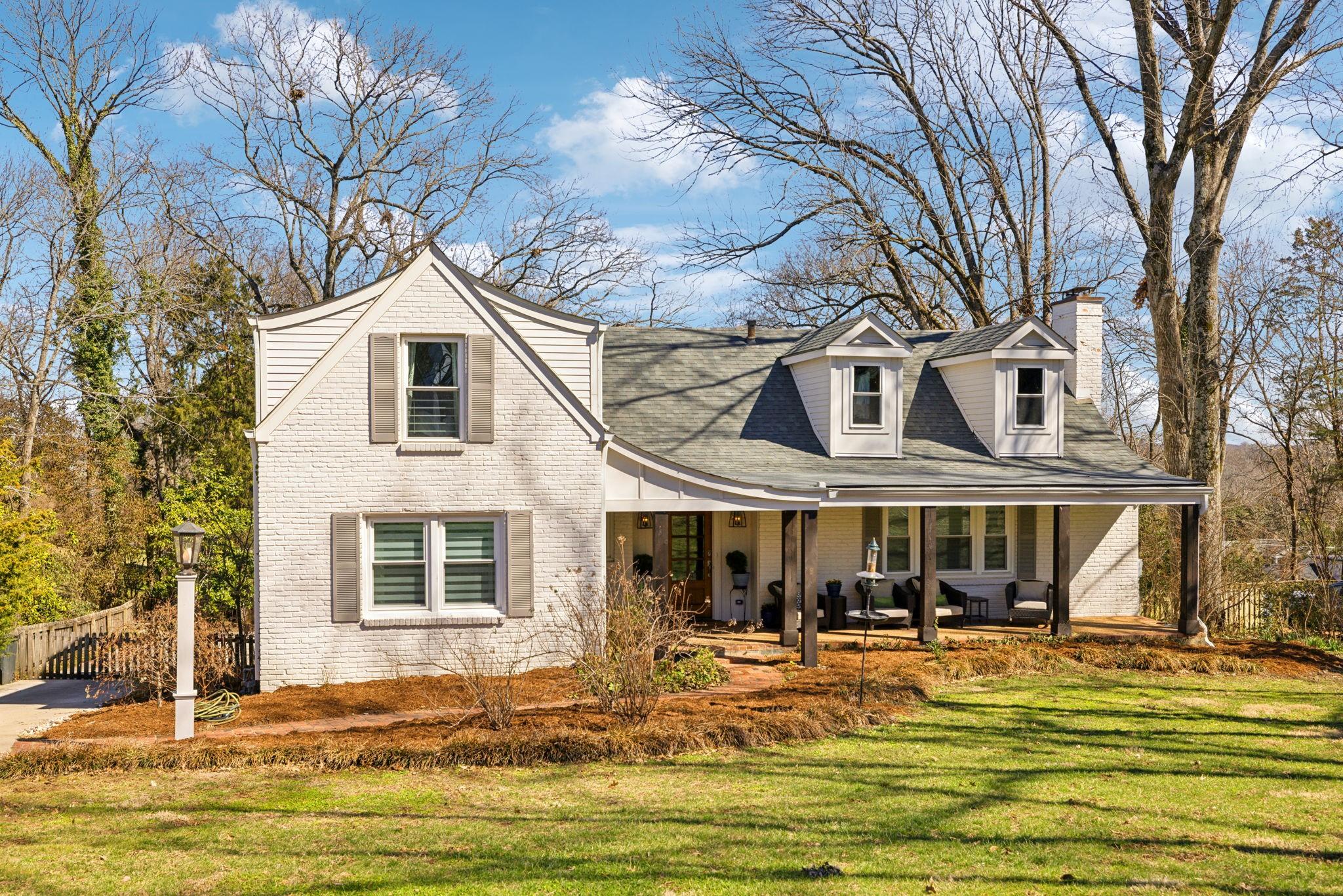 Sunnybrook Dr, Nashville, TN 37205