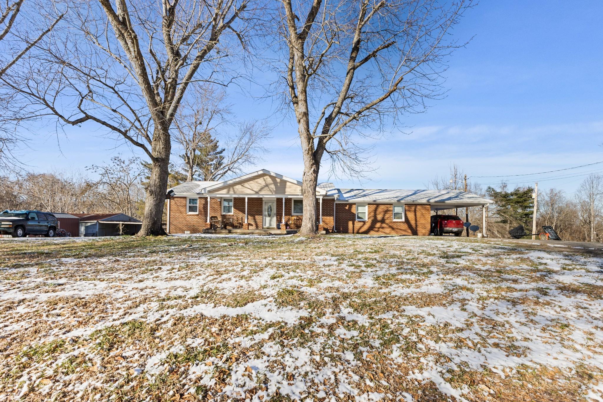 Danley Rd, Charlotte, TN 37036