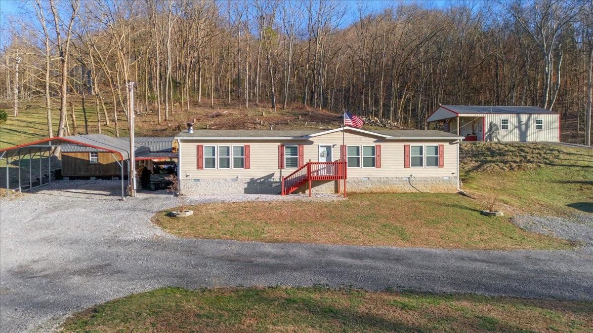 Ford Hollow Rd, Hartsville, TN 37074