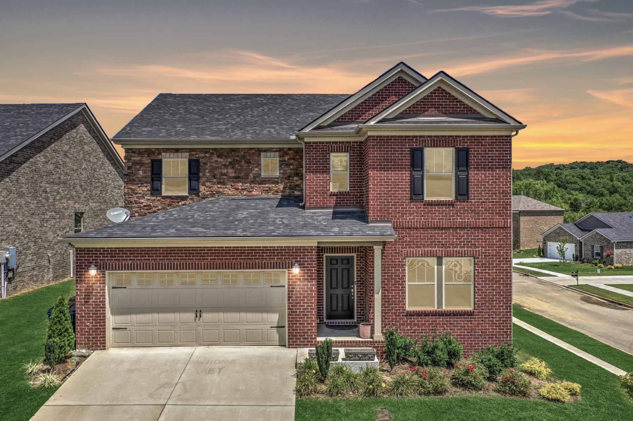 Fall Creek Cir, Goodlettsville, TN 37072